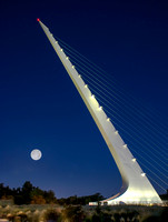 Full Moon at Sundial - Full Bridge